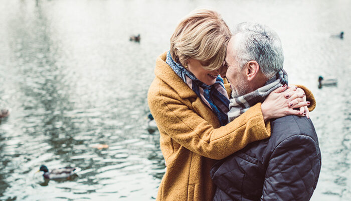 AdobeStock_157248034-UNMARRIED-COUPLES